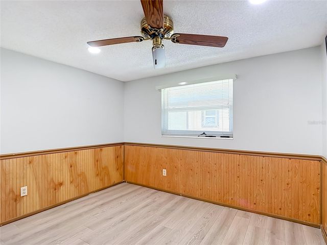 7916 WOODGROVE CIRCLE, Tampa, FL 33615