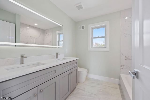 175 Brennan Concourse, Berkeley Twp., NJ 08721