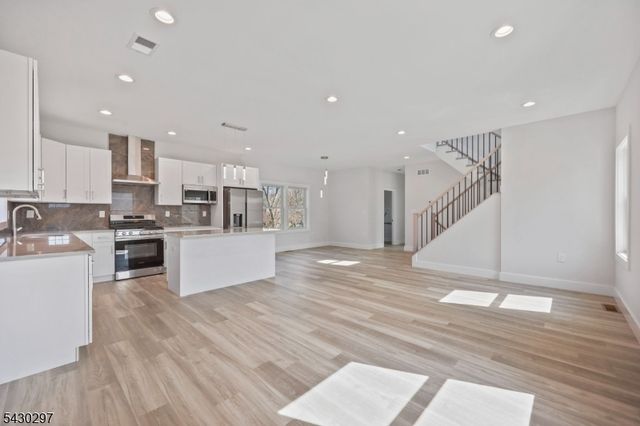 175 Brennan Concourse, Berkeley Twp., NJ 08721