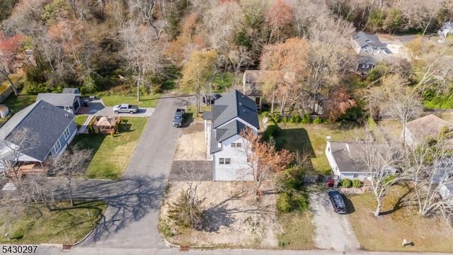 175 Brennan Concourse, Berkeley Twp., NJ 08721