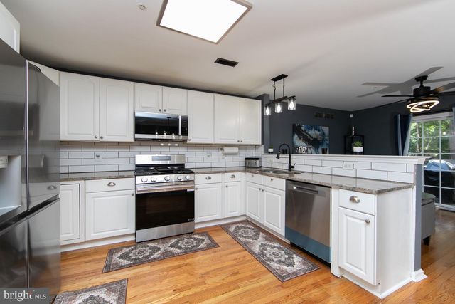 149 HIDDEN DR, Blackwood, NJ 08012