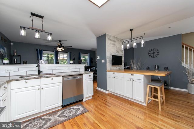 149 HIDDEN DR, Blackwood, NJ 08012