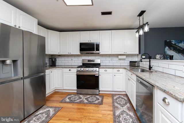 149 HIDDEN DR, Blackwood, NJ 08012