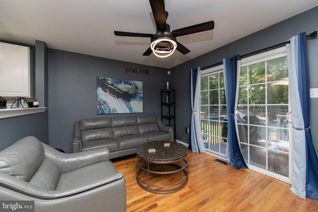 149 HIDDEN DR, Blackwood, NJ 08012