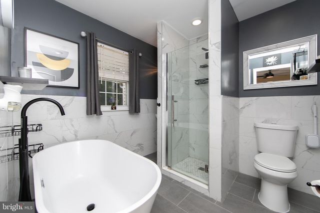 149 HIDDEN DR, Blackwood, NJ 08012