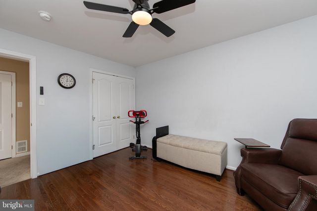 149 HIDDEN DR, Blackwood, NJ 08012