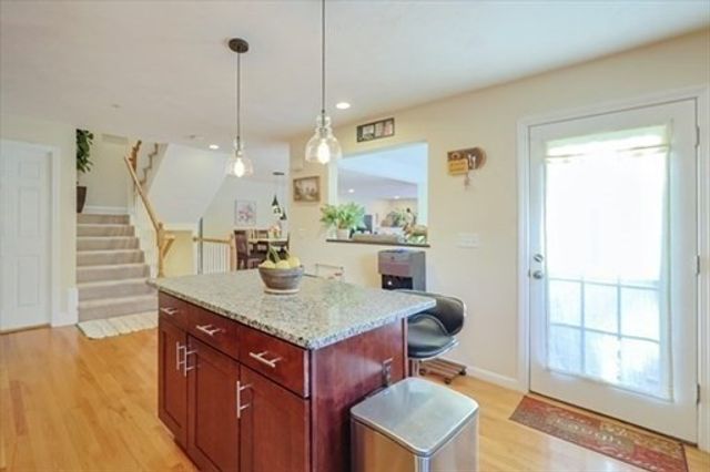 8 Patriot Blvd 8, Hopkinton, MA 01748