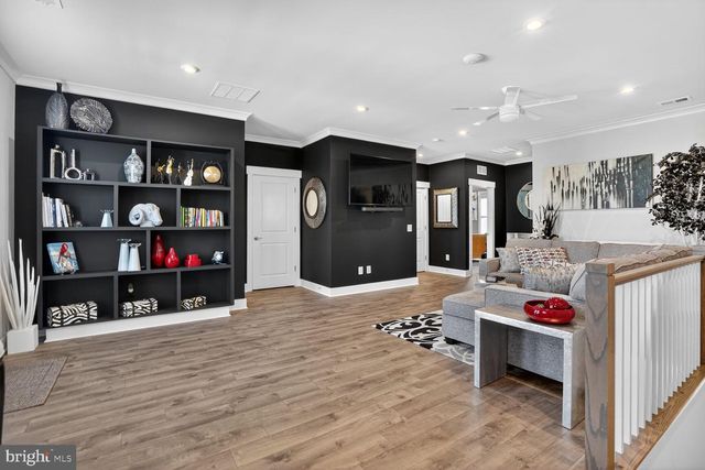 25612 PRESTON PARK TER, Chantilly, VA 20152