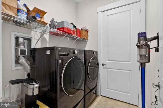 25612 PRESTON PARK TER, Chantilly, VA 20152