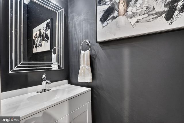 25612 PRESTON PARK TER, Chantilly, VA 20152