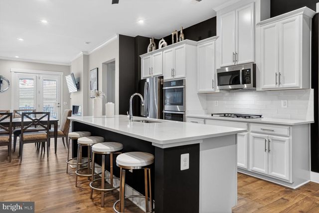 25612 PRESTON PARK TER, Chantilly, VA 20152