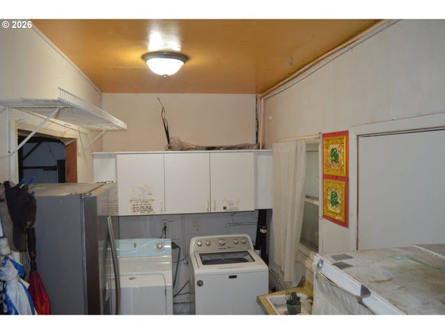 641 Se 148TH Ave, Portland, OR 97233