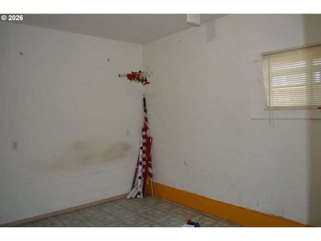 641 Se 148TH Ave, Portland, OR 97233