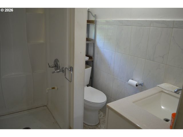 641 Se 148TH Ave, Portland, OR 97233