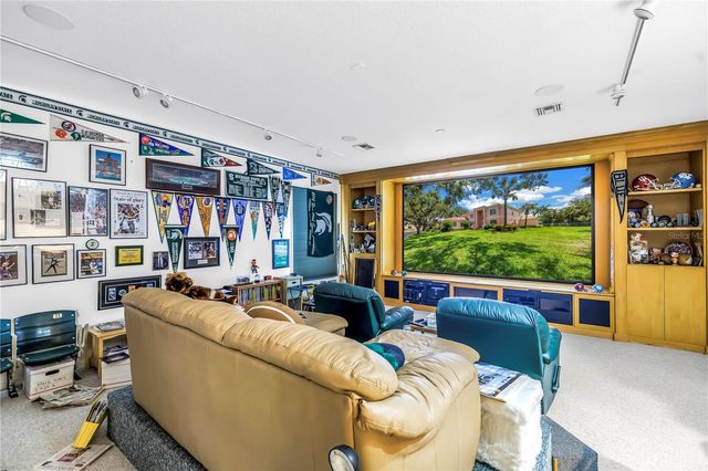 4930 SANDPIPER LANE S, St Petersburg, FL 33711