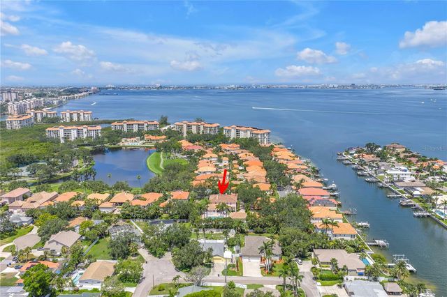 4930 SANDPIPER LANE S, St Petersburg, FL 33711