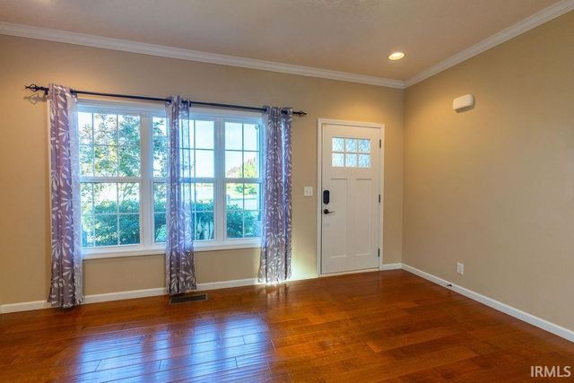 3749 Arbor Pointe Drive, Newburgh, IN 47630