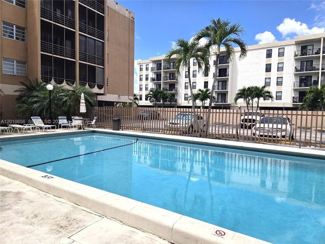 4670 W 13th Ln 507, Hialeah, FL 33012