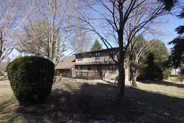 715 Torrey Pines DRIVE, Twin Lakes, WI 53181