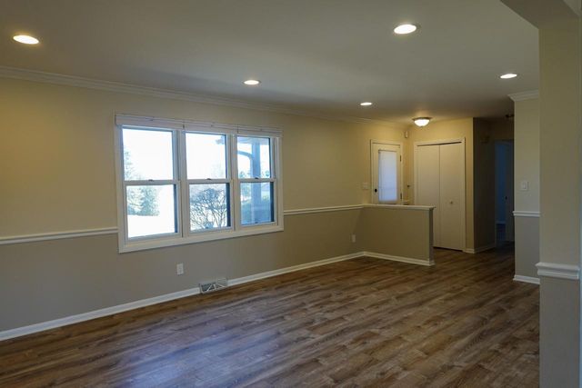 715 Torrey Pines DRIVE, Twin Lakes, WI 53181