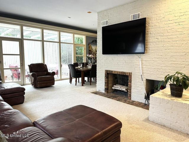 102 Dana Road, Natchez, MS 39120