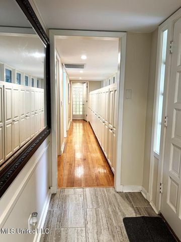 102 Dana Road, Natchez, MS 39120