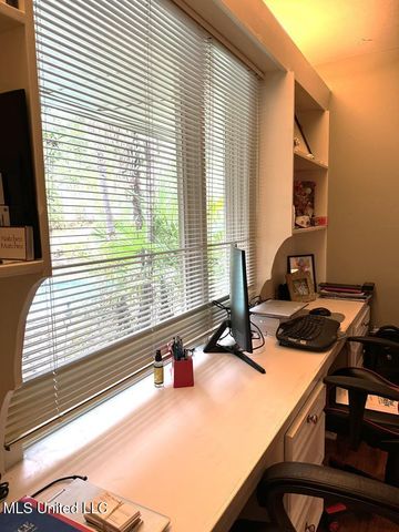 102 Dana Road, Natchez, MS 39120