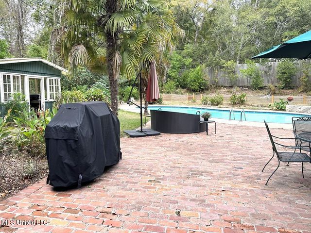 102 Dana Road, Natchez, MS 39120