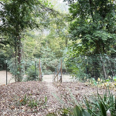 102 Dana Road, Natchez, MS 39120