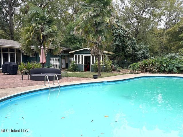 102 Dana Road, Natchez, MS 39120