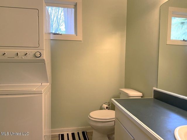 102 Dana Road, Natchez, MS 39120