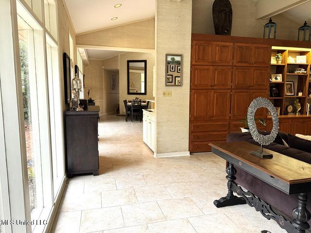 102 Dana Road, Natchez, MS 39120