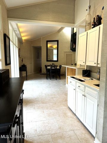 102 Dana Road, Natchez, MS 39120