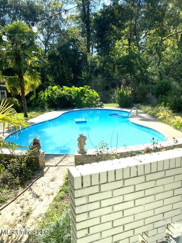 102 Dana Road, Natchez, MS 39120