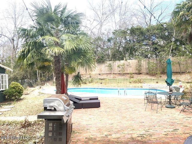 102 Dana Road, Natchez, MS 39120