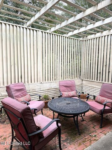 102 Dana Road, Natchez, MS 39120