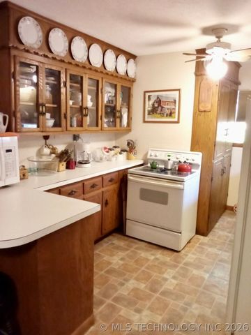 264 SE Main Street, Eufaula, OK 74432