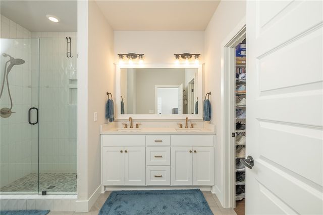 4114 W Huron Loop, Fayetteville, AR 72704