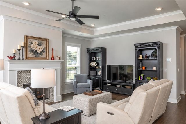4114 W Huron Loop, Fayetteville, AR 72704