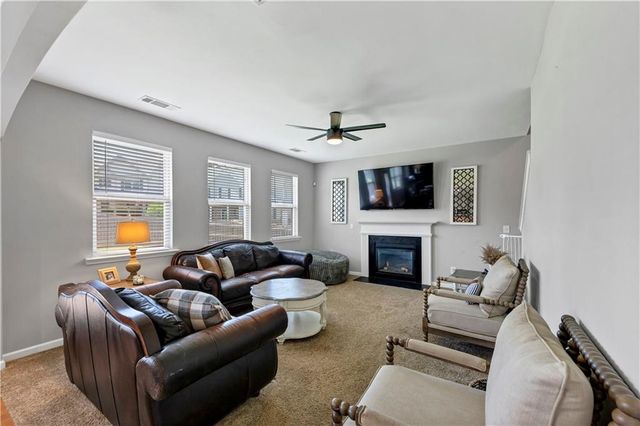 210 Creek View Lane, Acworth, GA 30102