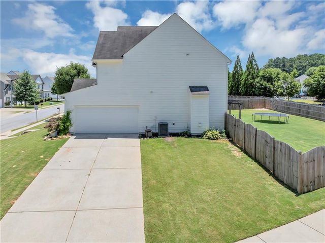 210 Creek View Lane, Acworth, GA 30102