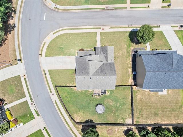 210 Creek View Lane, Acworth, GA 30102