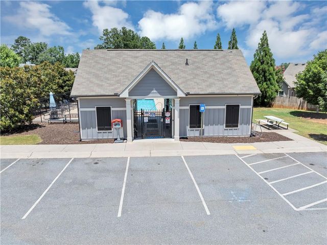 210 Creek View Lane, Acworth, GA 30102