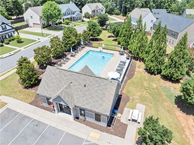 210 Creek View Lane, Acworth, GA 30102