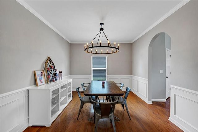 210 Creek View Lane, Acworth, GA 30102