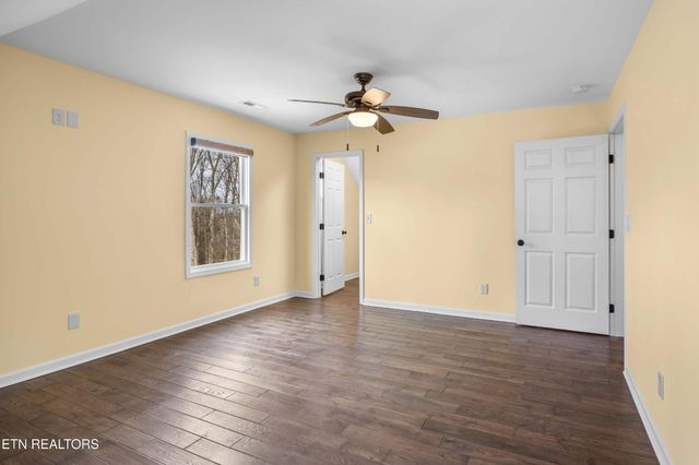 7765 Beals Chapel Rd, Lenoir City, TN 37772