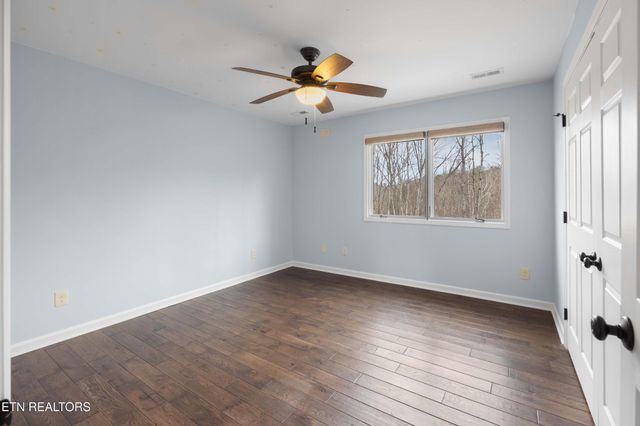 7765 Beals Chapel Rd, Lenoir City, TN 37772