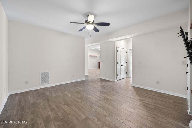 7765 Beals Chapel Rd, Lenoir City, TN 37772