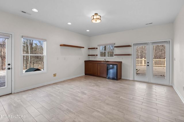 7765 Beals Chapel Rd, Lenoir City, TN 37772