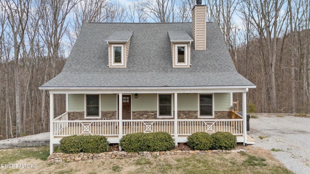 7765 Beals Chapel Rd, Lenoir City, TN 37772
